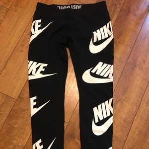 Nike leggings